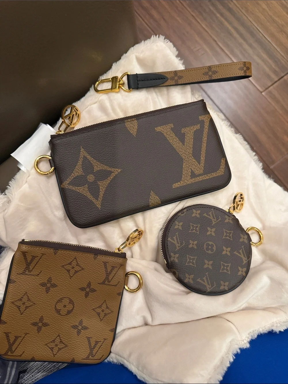 Louis Vuitton Pouch LV Trio Giant Monogram reverse LV wristlet LV wallet